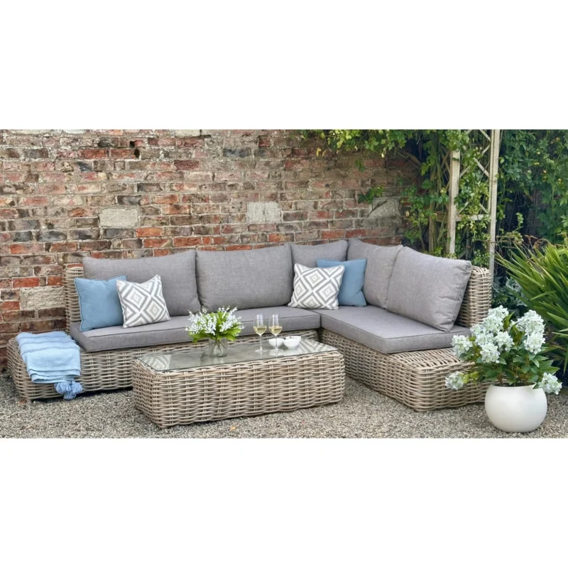 Amalfi Furniture Set 23912